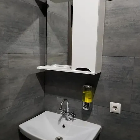 апарт-сервіс S1 *